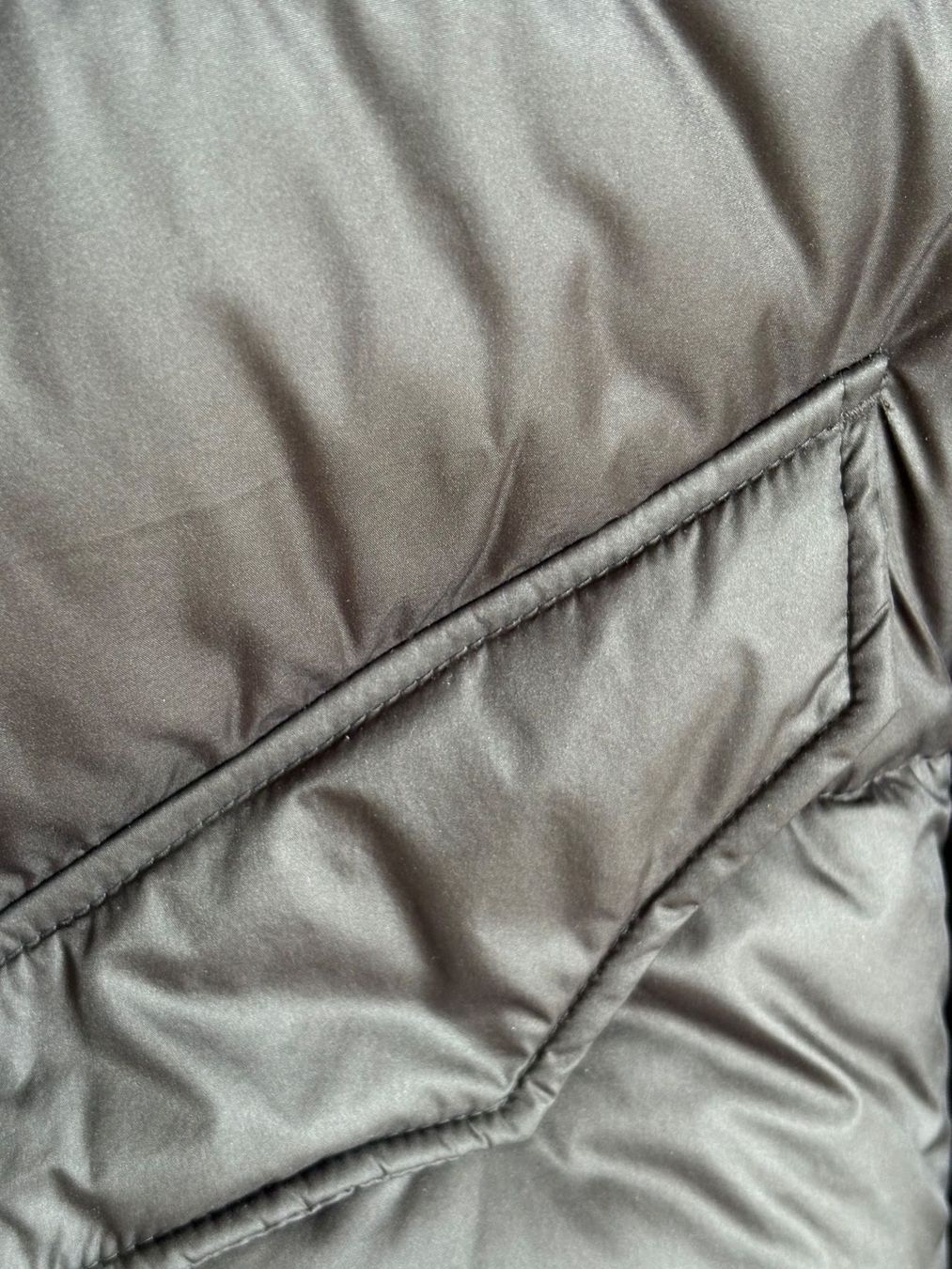 H&M Gilet & Giacche: schwarzes Gilet – Nuovo (secondo la descrizione) da Zürich venduto da bbbggg 7