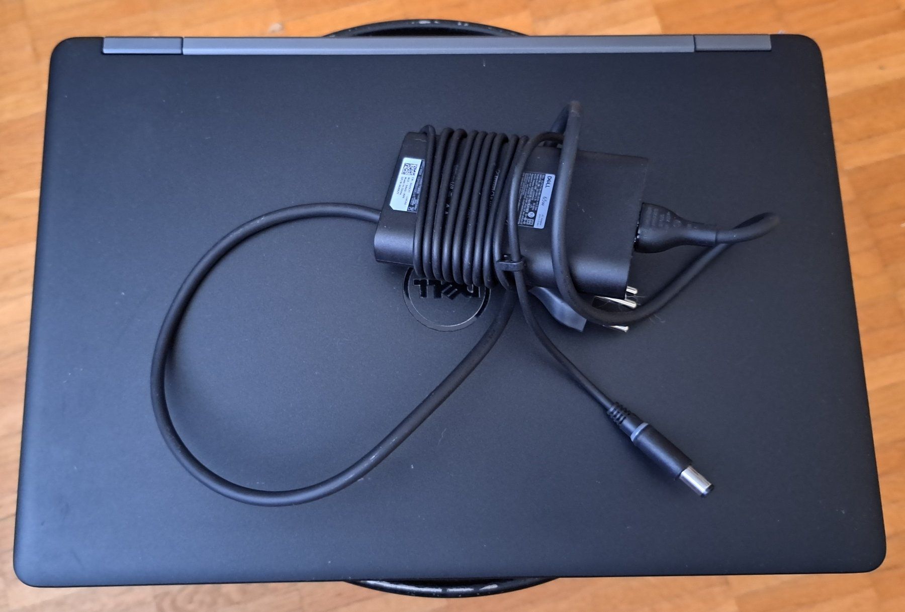 Dell Portables: Notebook Dell Latitude E5550 Intel i5-5300 mit Ersatzakku – D'occasion à Schlieren par Rcaliforni 1