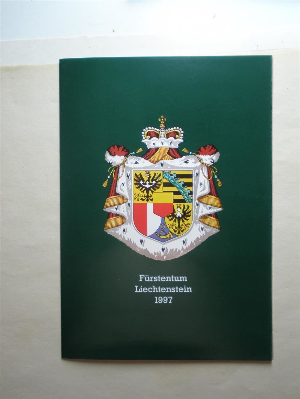 Tutti i francobolli: 1997 ** ganzes Jahr in Folder – Nuovo e nell'imballaggio originale da Buchs SG venduto da Tigeradler 1