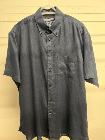 Leinenhemd schwarz Kurzarm der Marke Warren & Parker Gr. M