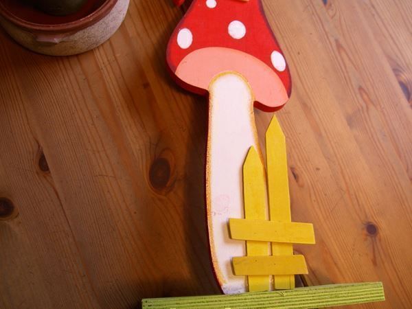 Tutte le decorazioni: herzige Deko f.d.Garten o.d.Kinderzimmer – Nuovo (secondo la descrizione) da Winterthur venduto da Gaia 3
