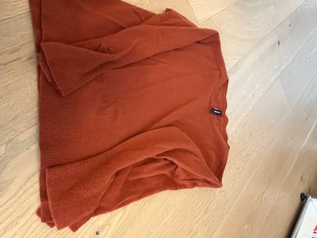 Marc Cain Pulls & Sweat-shirts: Marc Cain Kaschmirpullover – D'occasion à Dübendorf par Sunshine_20QX 1