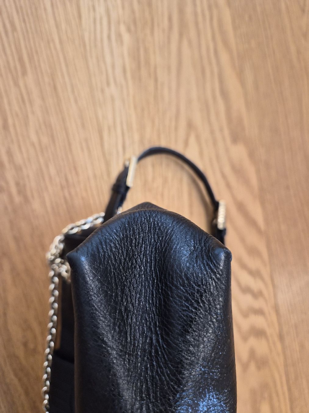 Fendi Borse da donna: Fendi Handtasche schwarz mit Kette  – Usato da Schwarzenberg LU venduto da LadySecondhand 4