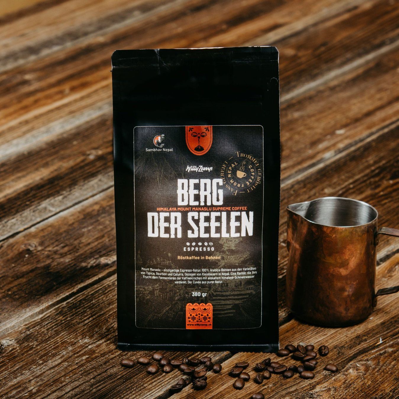 Cibi & Specialità: Berg der Seelen Espresso from Nepal – Nuovo e nell'imballaggio originale da Doppleschwand venduto da Kaffee-Sommelier