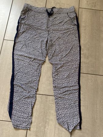 Street one Hose 42