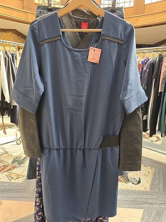 Robe Bleu T.38 Captain Tortue (D'occasion) à Broc pour CHF 35 - retrait