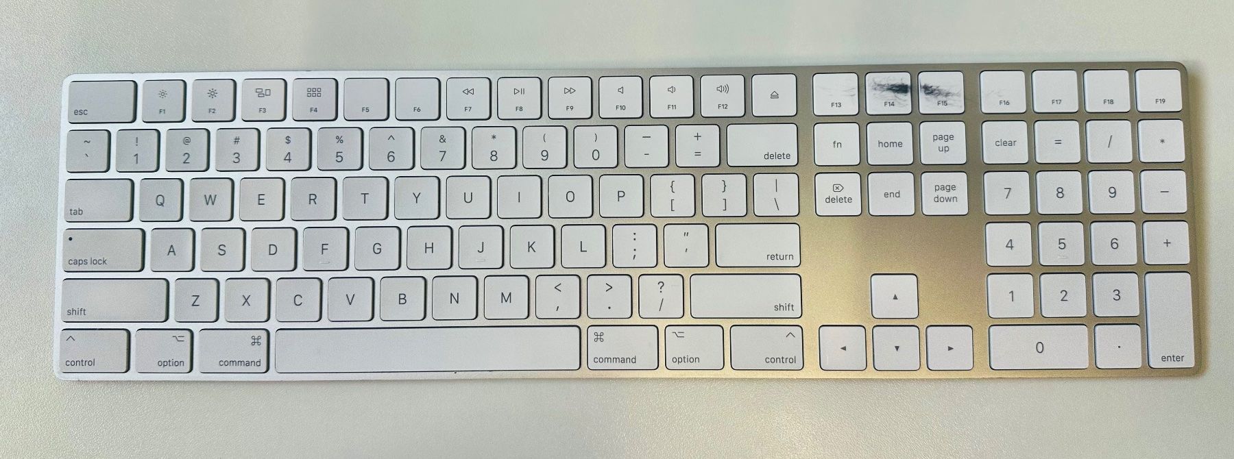 Apple Tastiere: Apple Magic Keyboard, Wireless, US-EN – Usato da Zürich venduto da Pascal79