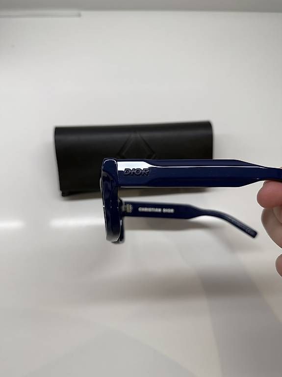 Dior Occhiali & Lenti: Occhiali da sole DIOR – Usato da Giubiasco venduto da mat_n8k5 1