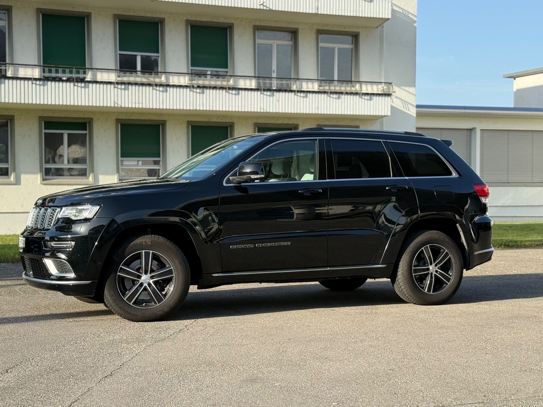 Jeep Automobili: Jeep Grand Cherockee 3.0 SUMMIT – Usato da Zürich venduto da kre_nb8h 7