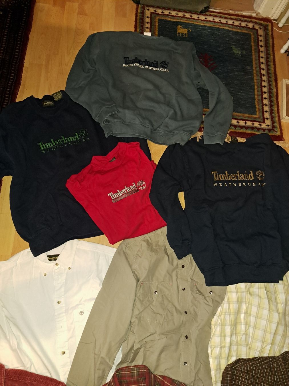 Kleiderpakete: 12 x TIMBERLAND GR.M Kleiderpaket – Gebraucht aus Kölliken von Upcycling-by-Mc-TAM 1
