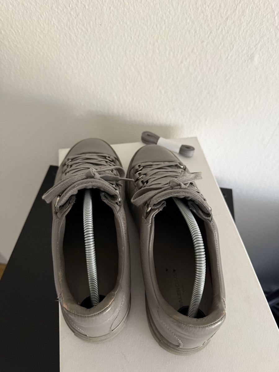Balenciaga Scarpe da uomo: Balenciaga Arena Low Grey 41 – Usato da Allschwil venduto da M6e63 5