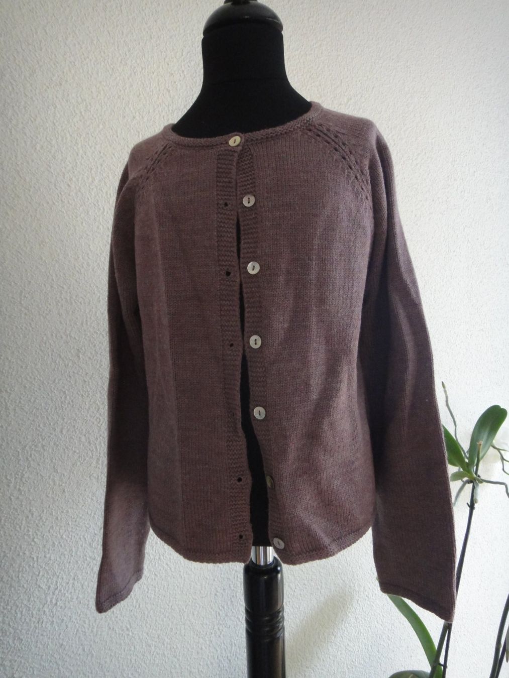 Jacken & Mäntel: Strickjacke "Bonnet à Pompon" Baumwolle 12 Jahre – Neu (gemäss Beschreibung) aus Winterthur von LemonTree5