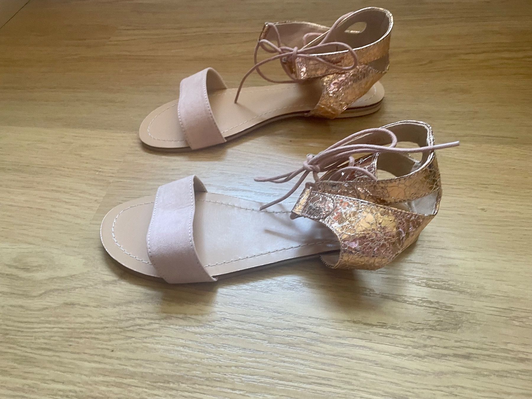 Scarpe da donna: Missguided Sandalen Neu! – Nuovo e nell'imballaggio originale da Baden venduto da Tiffany6878 4