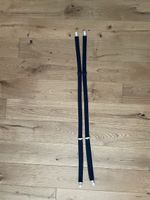 Dunkelblaue Hosenträger