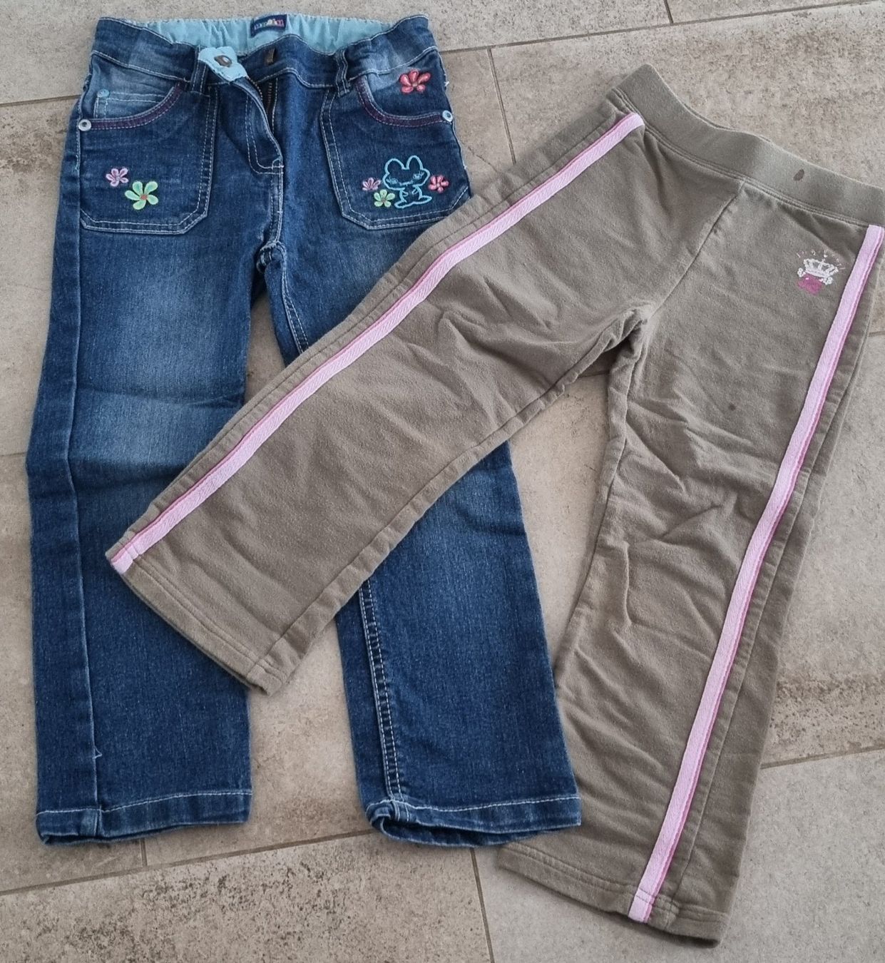 Lotti & Set di vestiti: Kleiderpaket für Mädchen gr.110 – Usato da Grossdietwil venduto da GNOM313 3