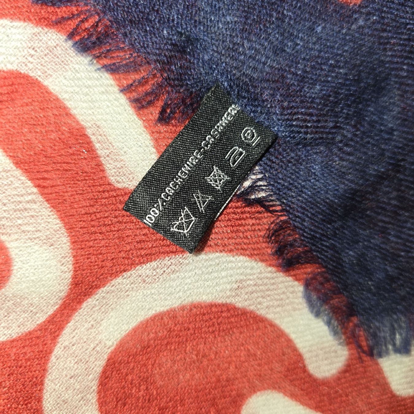 Chanel Foulard & Sciarpe: Original Chanel Stola – Nuovo (secondo la descrizione) da wallisellen venduto da funkelsternchen5 4