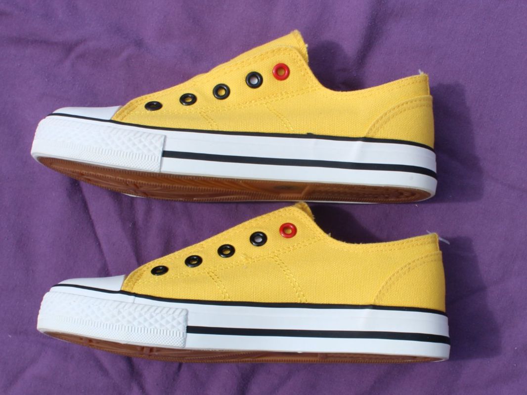 Scarpe da uomo: Sneaker Schuhe 34 – Nuovo e nell'imballaggio originale da Walliswil-Nbipp venduto da Speer516 1