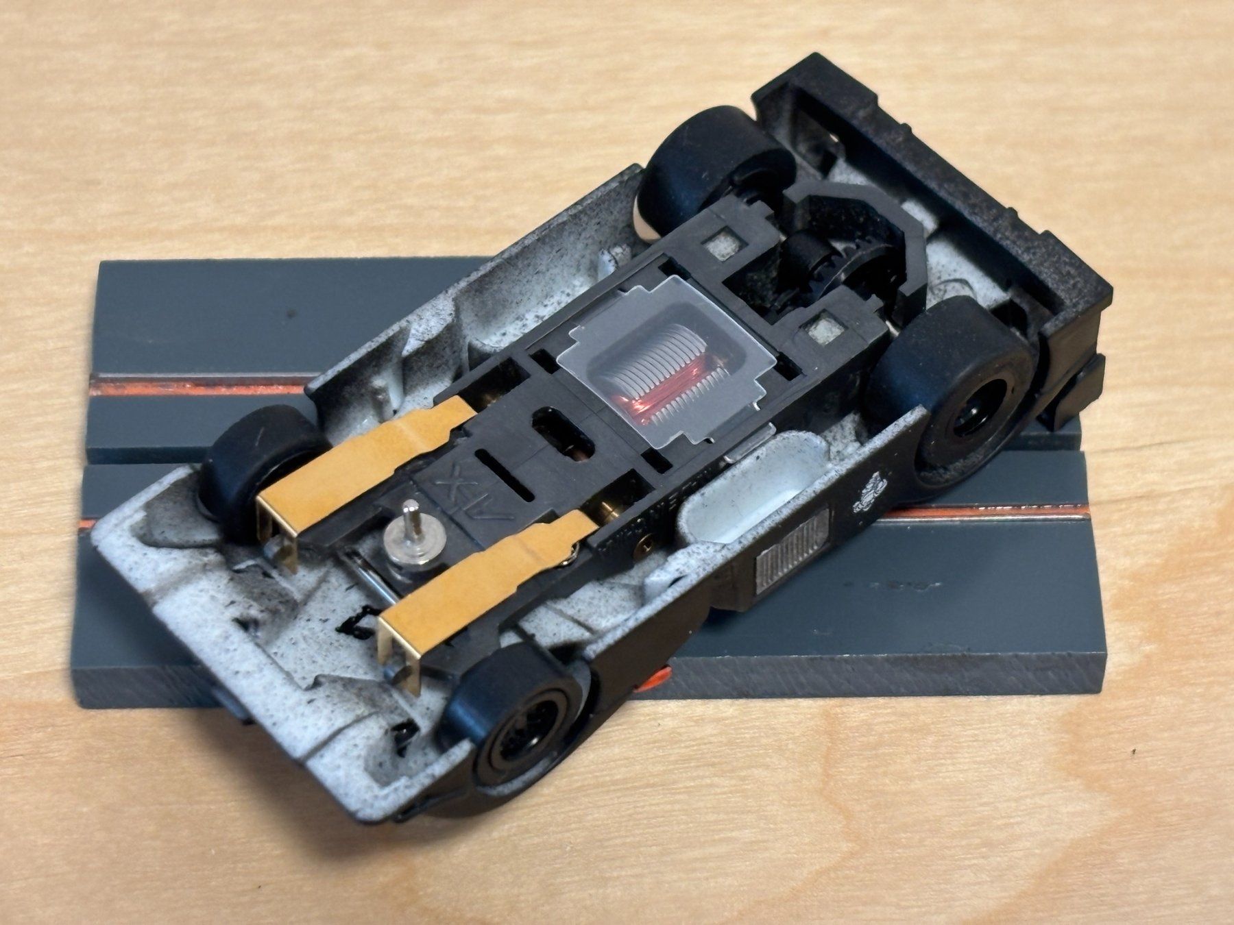Rennbahnen: Custom AFX Racing Peugeot 908 HDi "Test Black" Version – Neu und originalverpackt aus Bülach von h0slotch 8