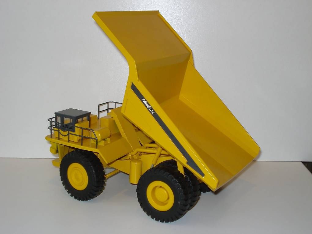 Conrad Kit di modellismo & Modellini statici: KOMATSU - HAULPAK 730 E Muldenkipper – Nuovo (secondo la descrizione) da Mitlödi venduto da worker04 2