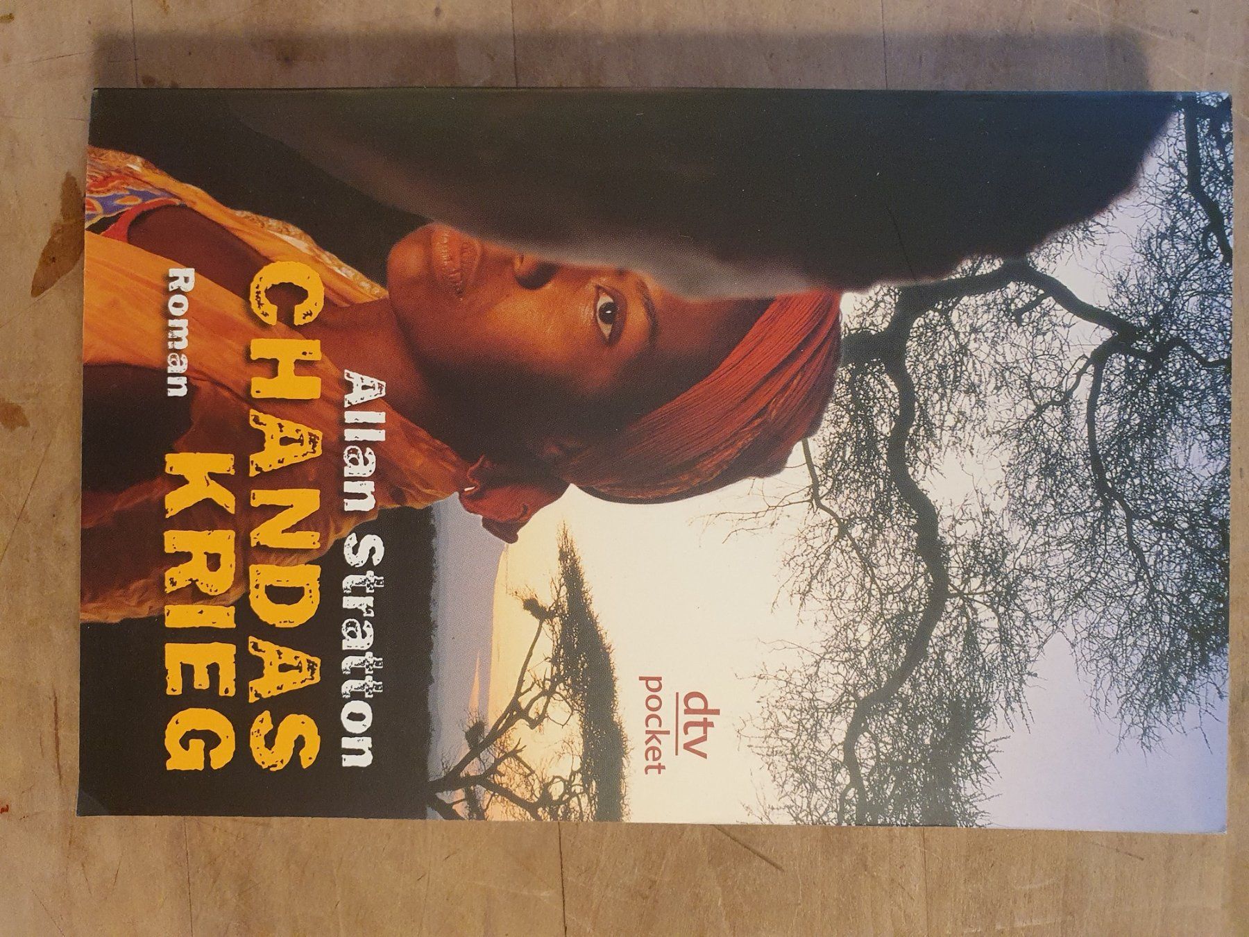 Bücher: Chandas Krieg Allan Stratton DTV – Gebraucht aus Zürich von loosebone