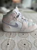 Nike Air Jordan Mid Sneaker rosa weiss