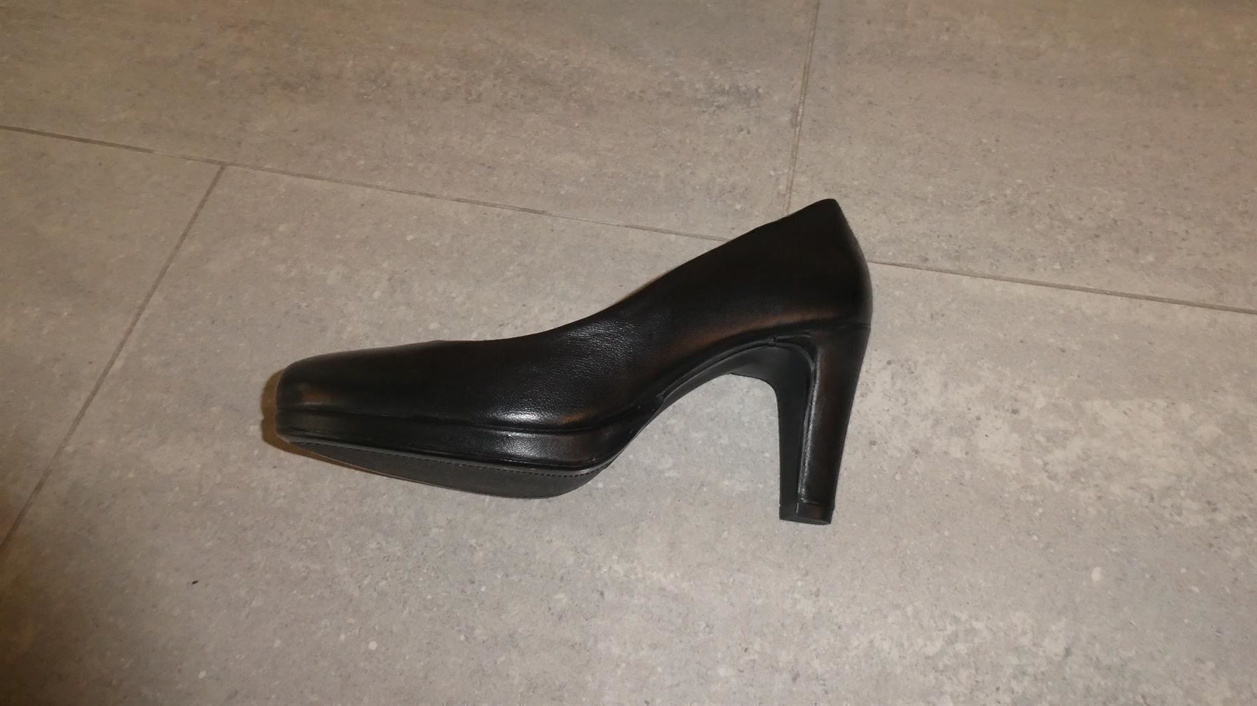 Scarpe da donna: schöne Pumps, Esmara by Heidi Klum – Nuovo (secondo la descrizione) da Wiesendangen venduto da Sinhuk 1