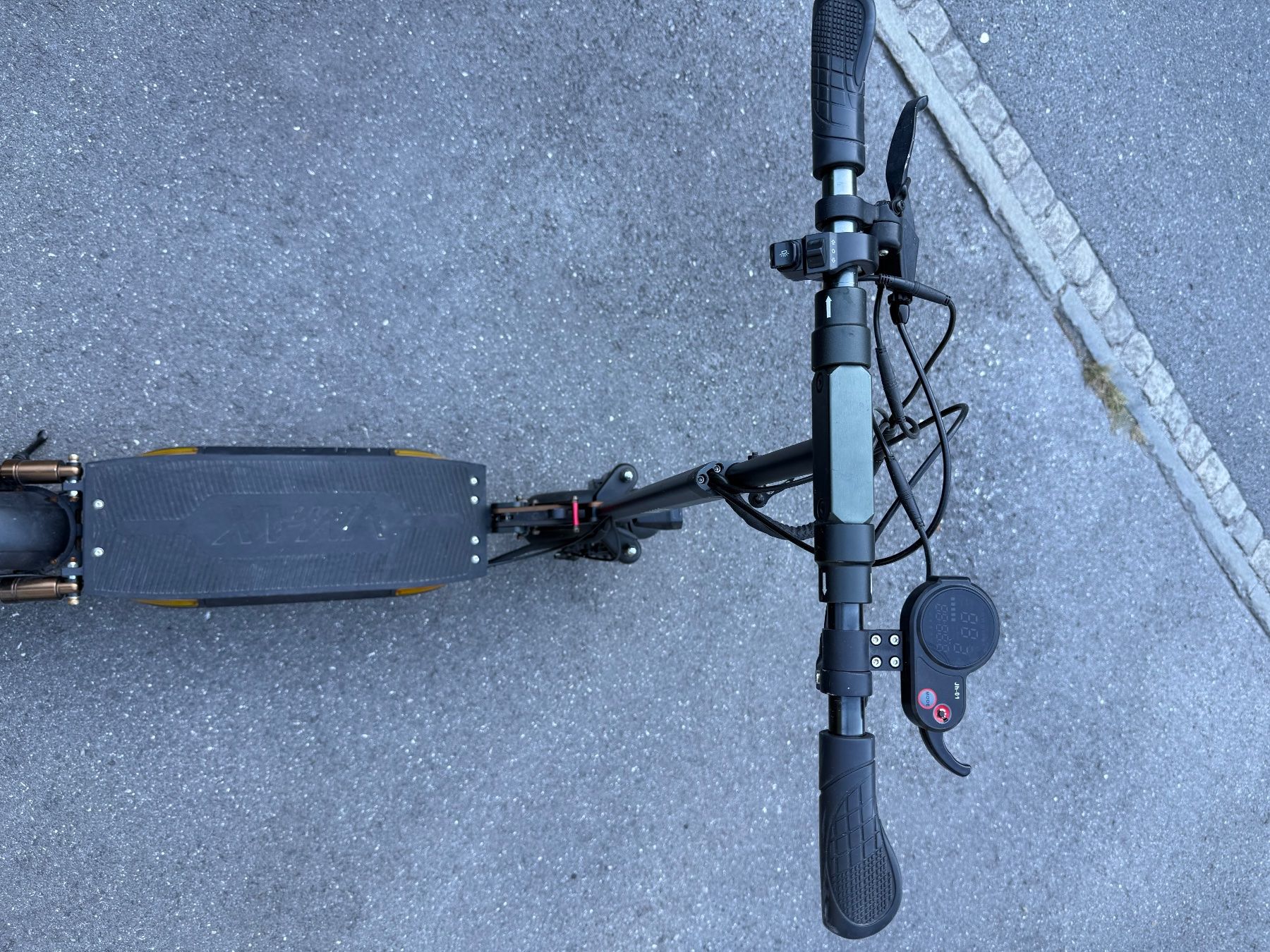 Scooter: Elektroroller VMAX R25 I Am Performance – Usato da Wangs venduto da Puchsohn 2