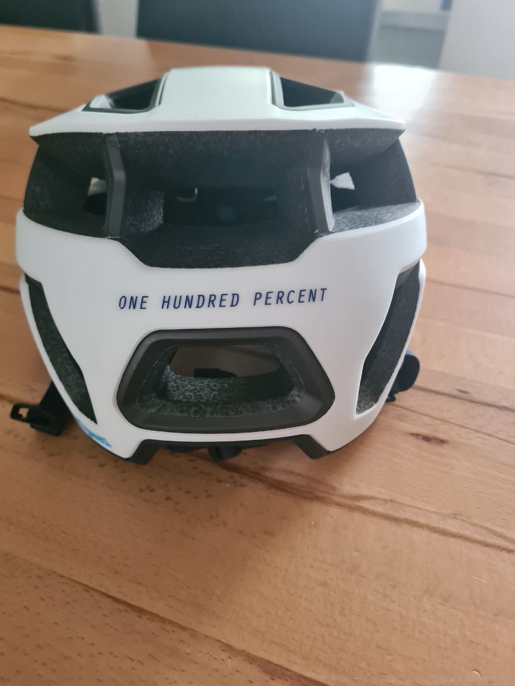 Helme: Velohelm 100% – Neu (gemäss Beschreibung) aus Schlatt ZH von Deiali 5