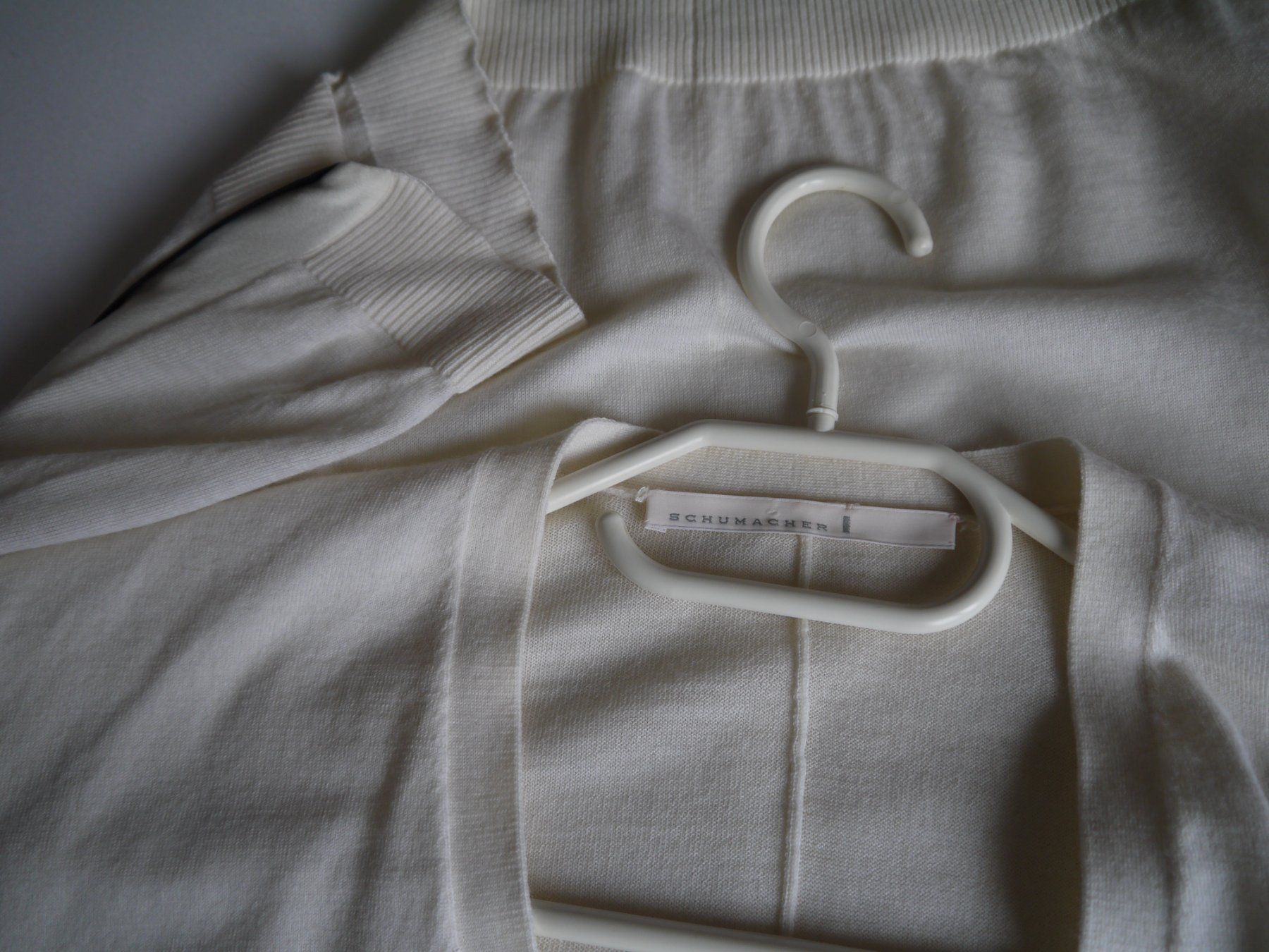 Dorothee Schumacher Maglioni & Felpe: Dorothee Schumacher Pullover aus 100% Schurwolle Gr.5 – Usato da Hagendorn venduto da Blaf 2