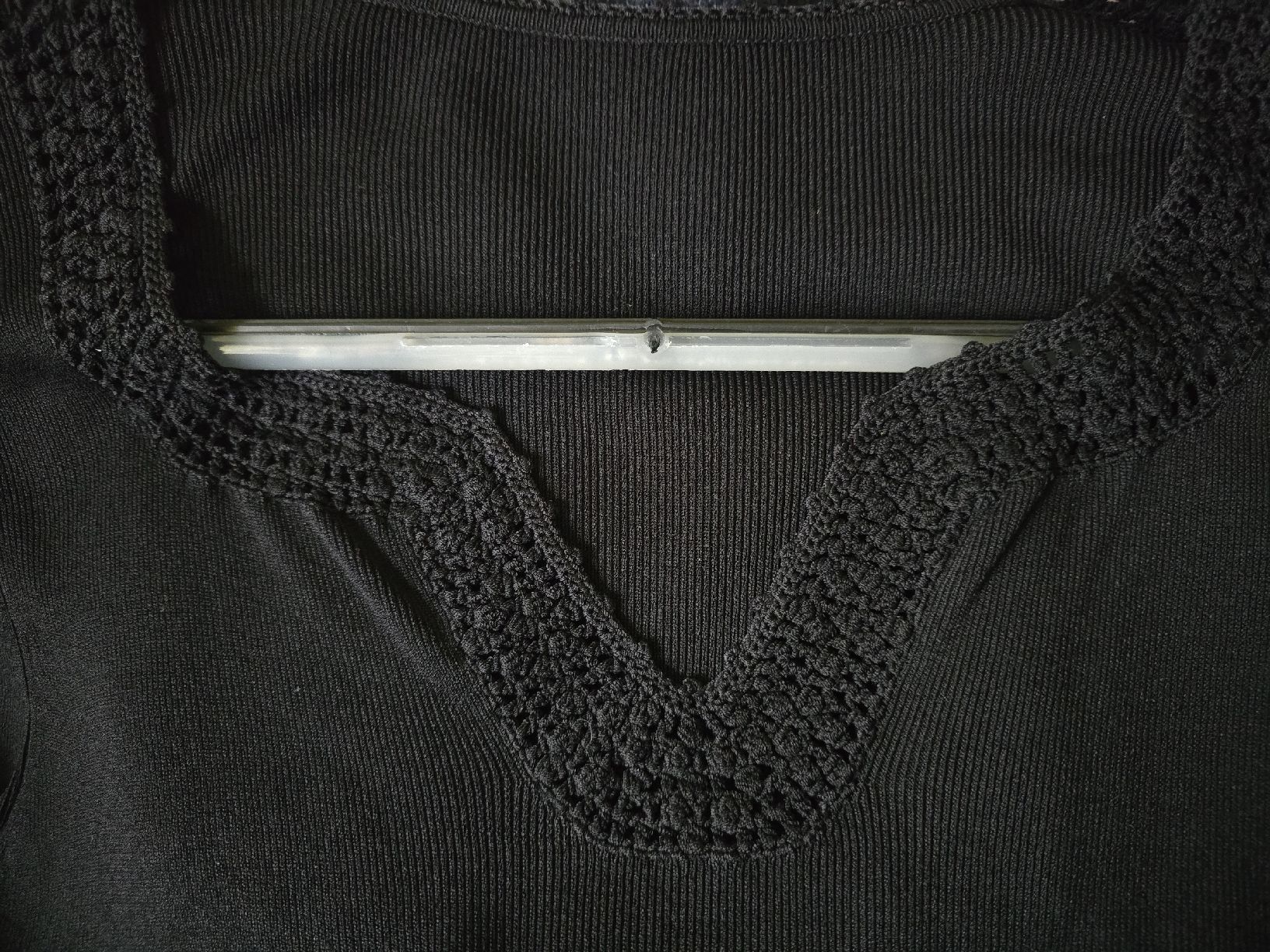 Pulls & Sweat-shirts: Pull noir, TU=M, – D'occasion à La Neuveville par Diamise 3