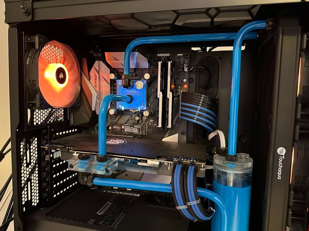 8700k hot sale 1080 ti