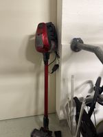 Kabelloser Staubsauger - Rot - Ideal für den Frühling!