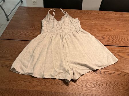 Sommerlicher Jumpsuit, kurz, beige, Grösse M Top Zustand