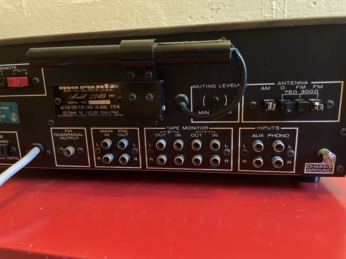Marantz Ricevitori: Marantz 2240 Stereoreceiver Verstärker- Vintage – Usato da Zürich venduto da semi16 6