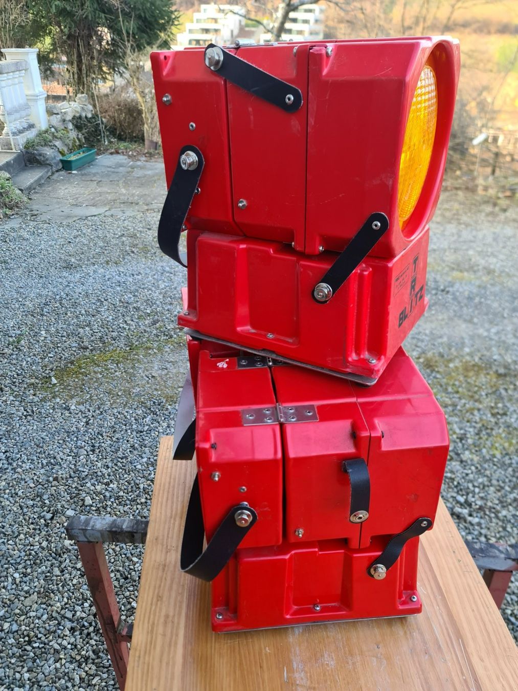Flash: 8 Stück TRI-BLITZ Baustellen Sicherheitsleuchte Warnleuchten – Usato da Uerkheim venduto da Justi.y 6