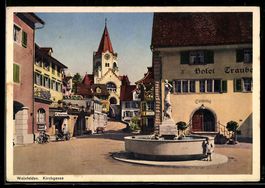 AK Weinfelden, Straßenpartie Kirchgasse am Brunnen