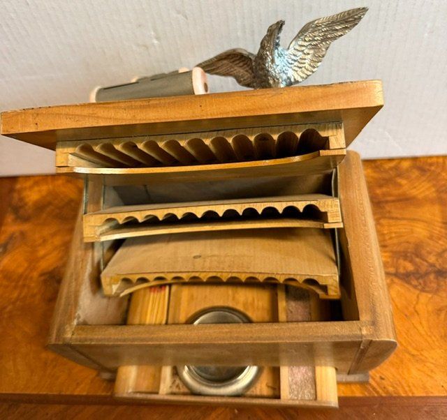 Sigari: Antiker Zigaretten Spender /Aschenbecher mit Adler, – Usato da Gersau venduto da pandabear01 1