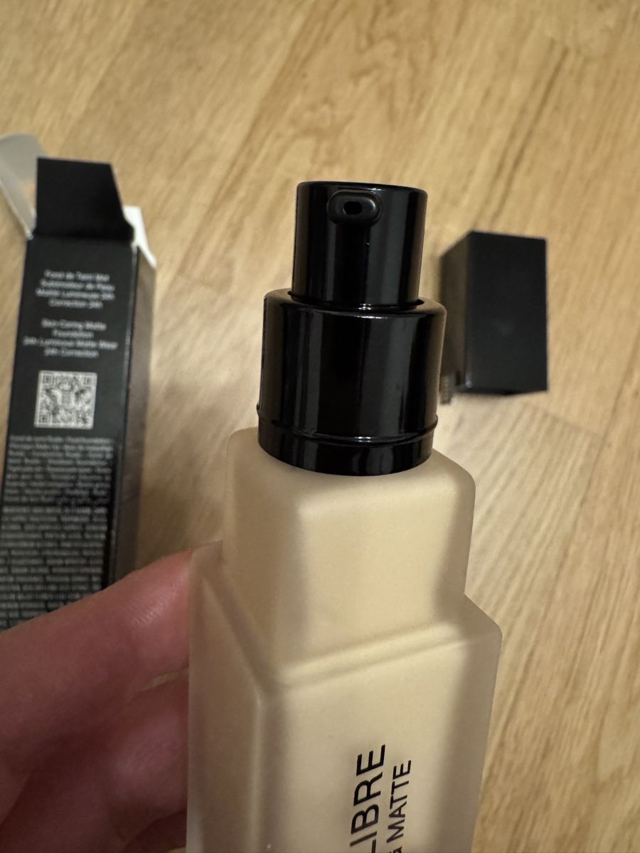 Givenchy Make-up: Givenchy Prisme Libre Foundation, neu. – Neu und originalverpackt aus Zürich von hanna1990 4