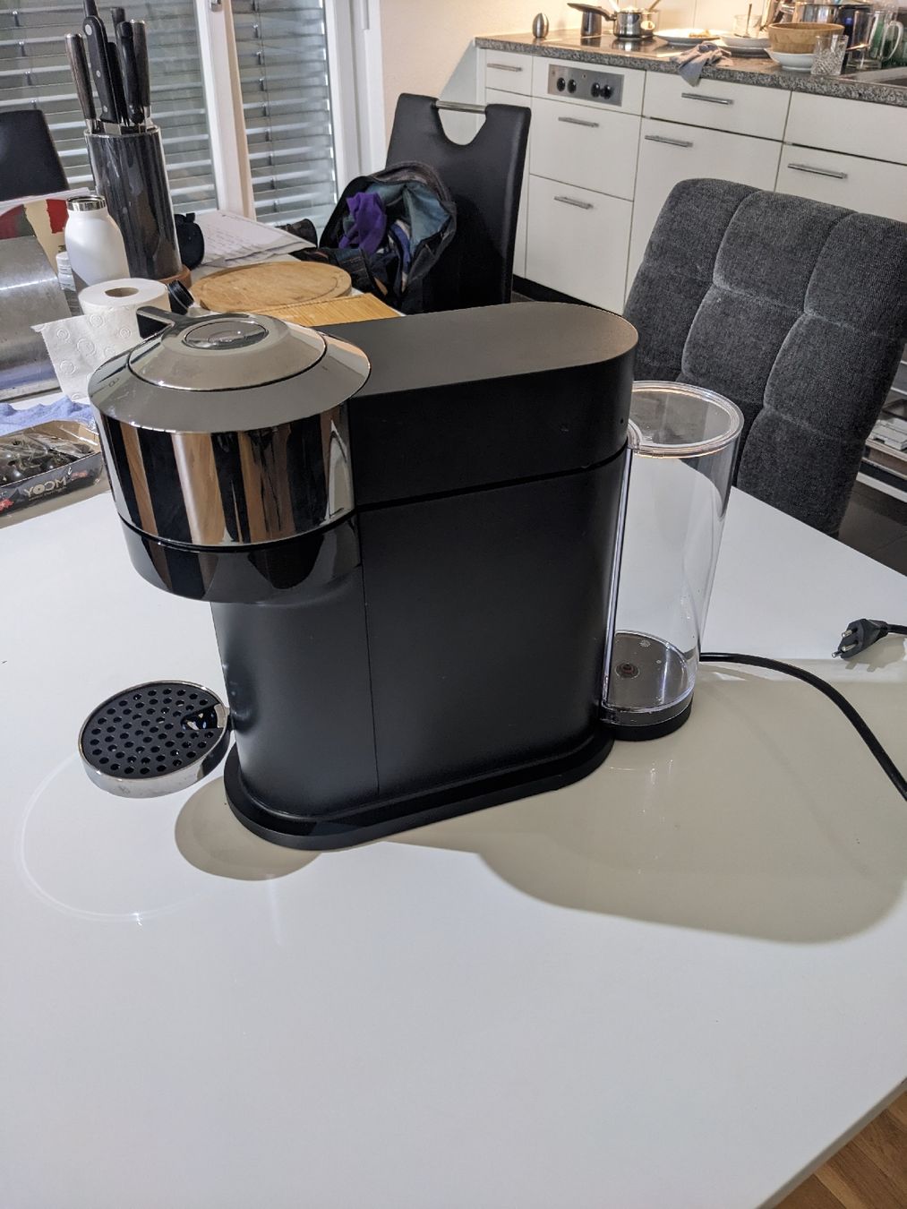 Nespresso Macchine per caffè & Macchine per espresso: Nespresso VERTUO NEXT DELUXE – Usato da Reinach AG venduto da Jns98 2