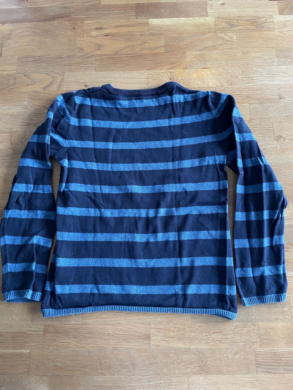 Maglioni & Felpe: Pullover Gr. 122/128 – Usato da Gränichen venduto da stern1111 1