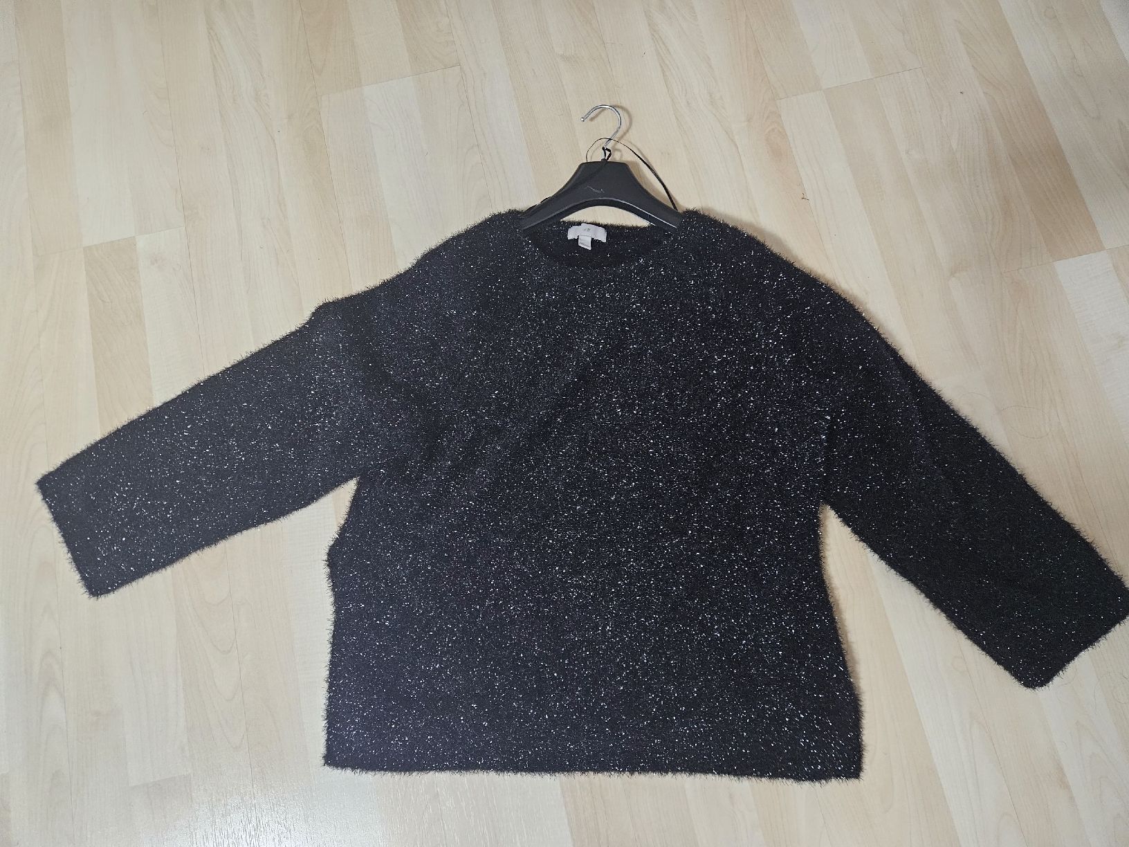 H&M Pulls & Sweat-shirts: H&M Pulli schwarz mit Glitzer – Neuf (Voir description) à Kreuzlingen par Lore2000 2