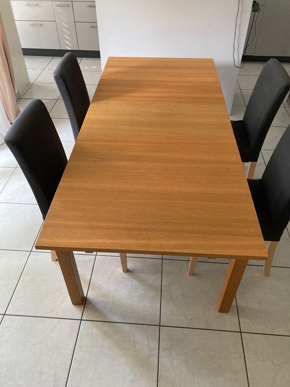 Ikea Set di tavolo e panche: Top Zustand: Esstisch+Stühle – Usato da Rüti ZH venduto da trappa 1