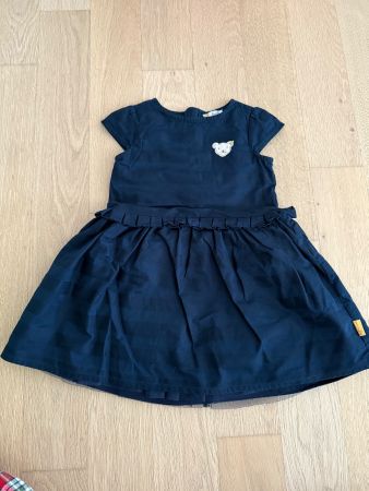 Kleid Mädchen, Grösse 98