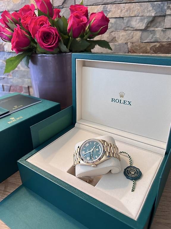 Rolex Orologi: Rolex Day Date 40 Yellow Gold – Nuovo e nell'imballaggio originale da Biel-Bienne venduto da fer_7gy5 3