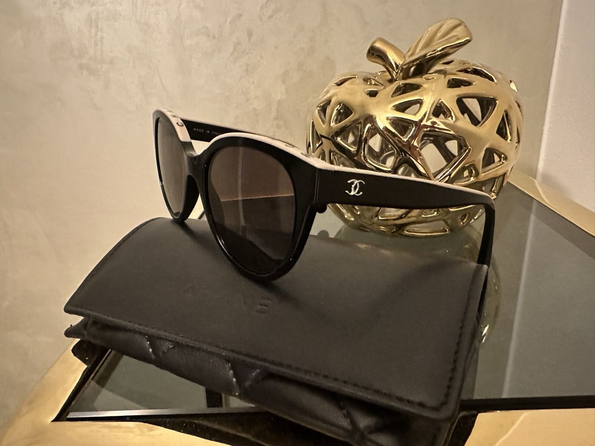 Chanel Brillen & Gläser: Chanel Sonnenbrille – Gebraucht aus Frümsen von Swissline90 7