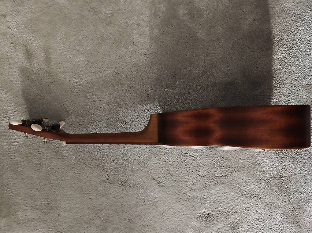 Strumenti musicali: Ukulele guter Zustand  – Usato da Oberwil BL venduto da sch_hp69 1