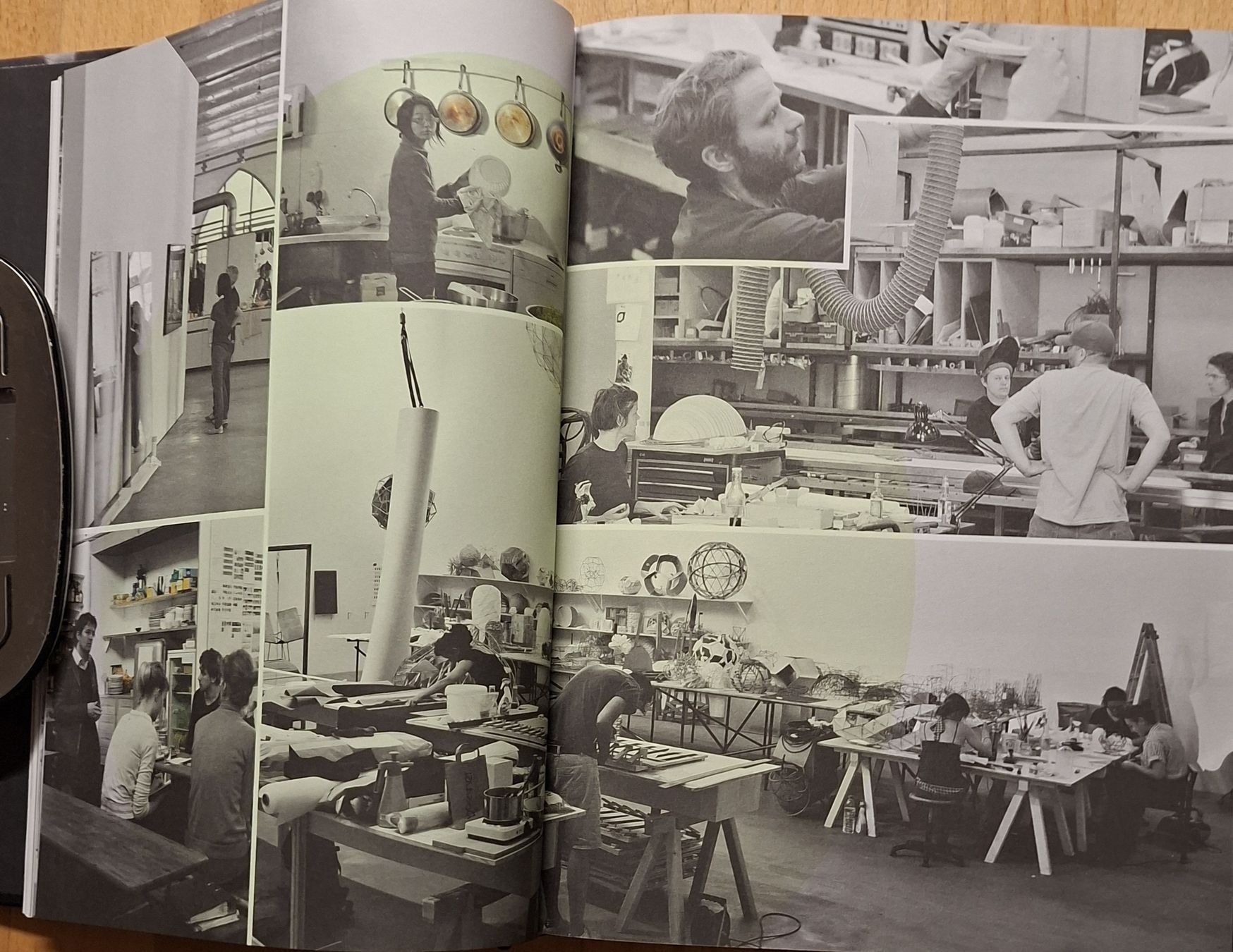 Libri: Studio Olafur Eliasson: The Kitchen Kochbuch, neuwertig – Nuovo (secondo la descrizione) da Niederglatt ZH venduto da Siegfried67 2