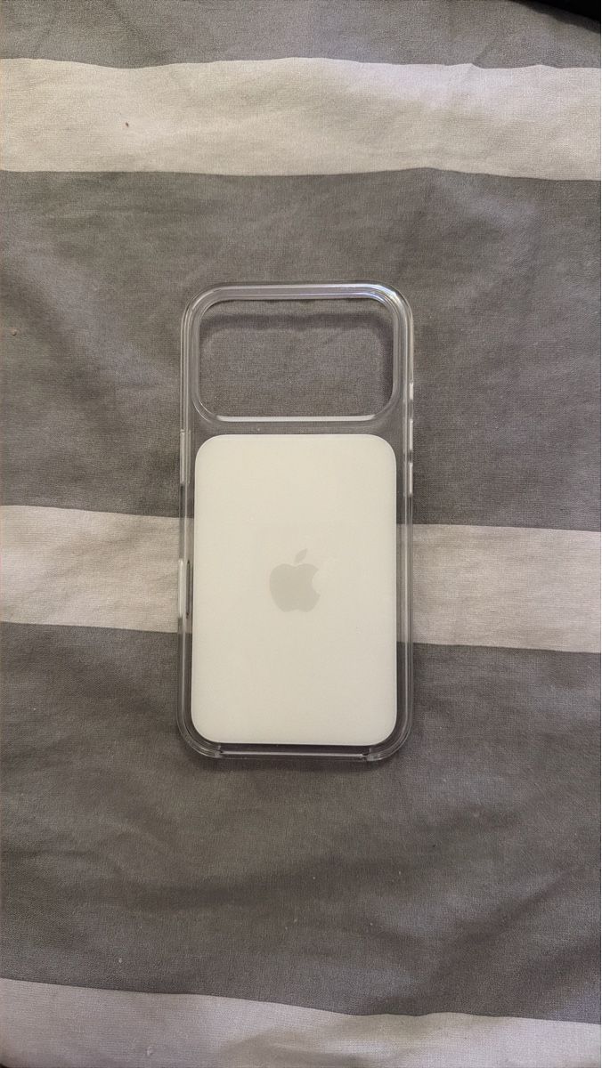 Apple Cover & Protezioni schermo: iPhone 17 Pro Hülle - original – Usato da Liestal venduto da arbrgsh