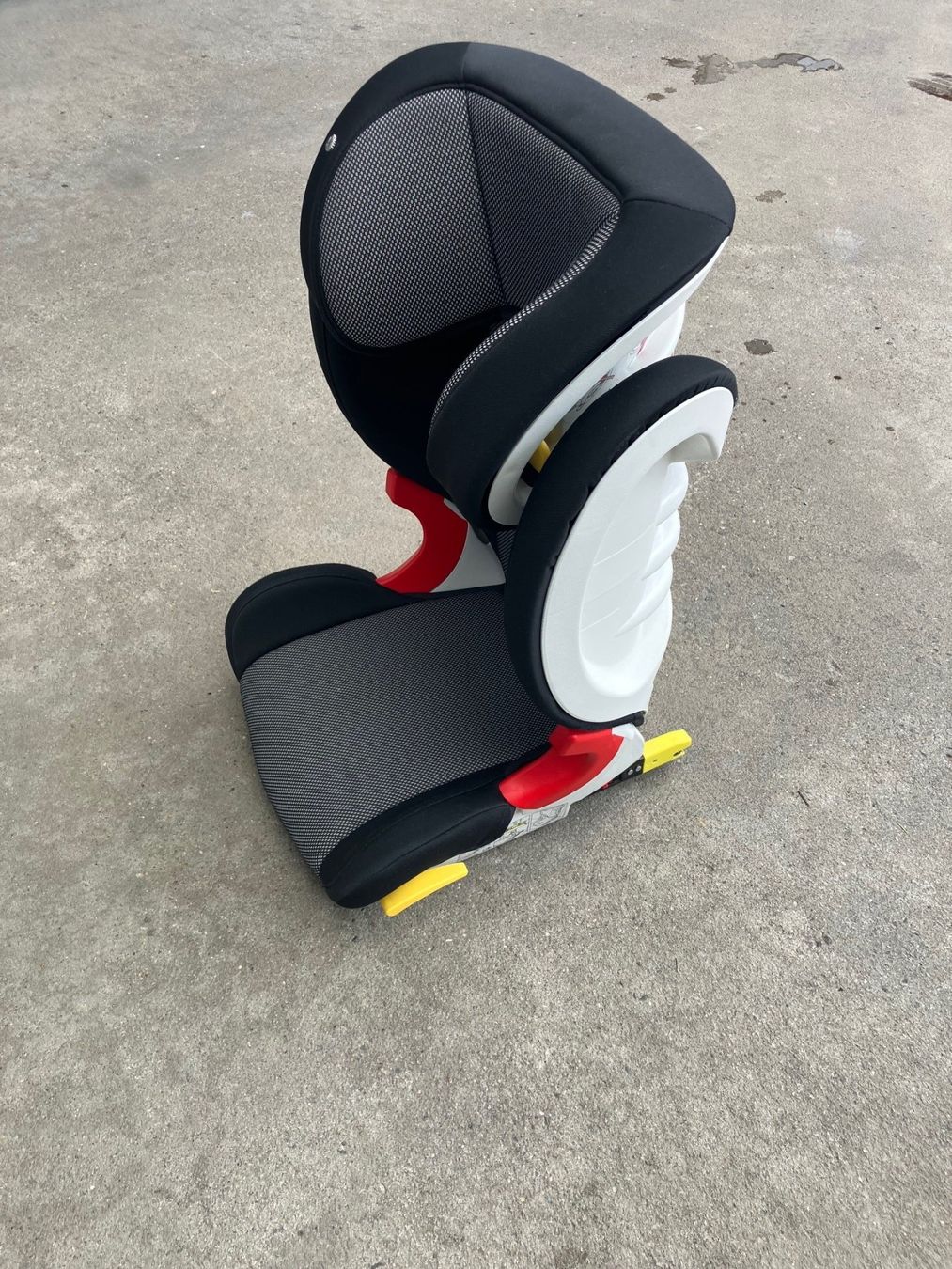 Seggiolini per auto: Kindersitz Baier Adefix 2 Teilig 15-36kg – Usato da Lufingen venduto da Zwerg75