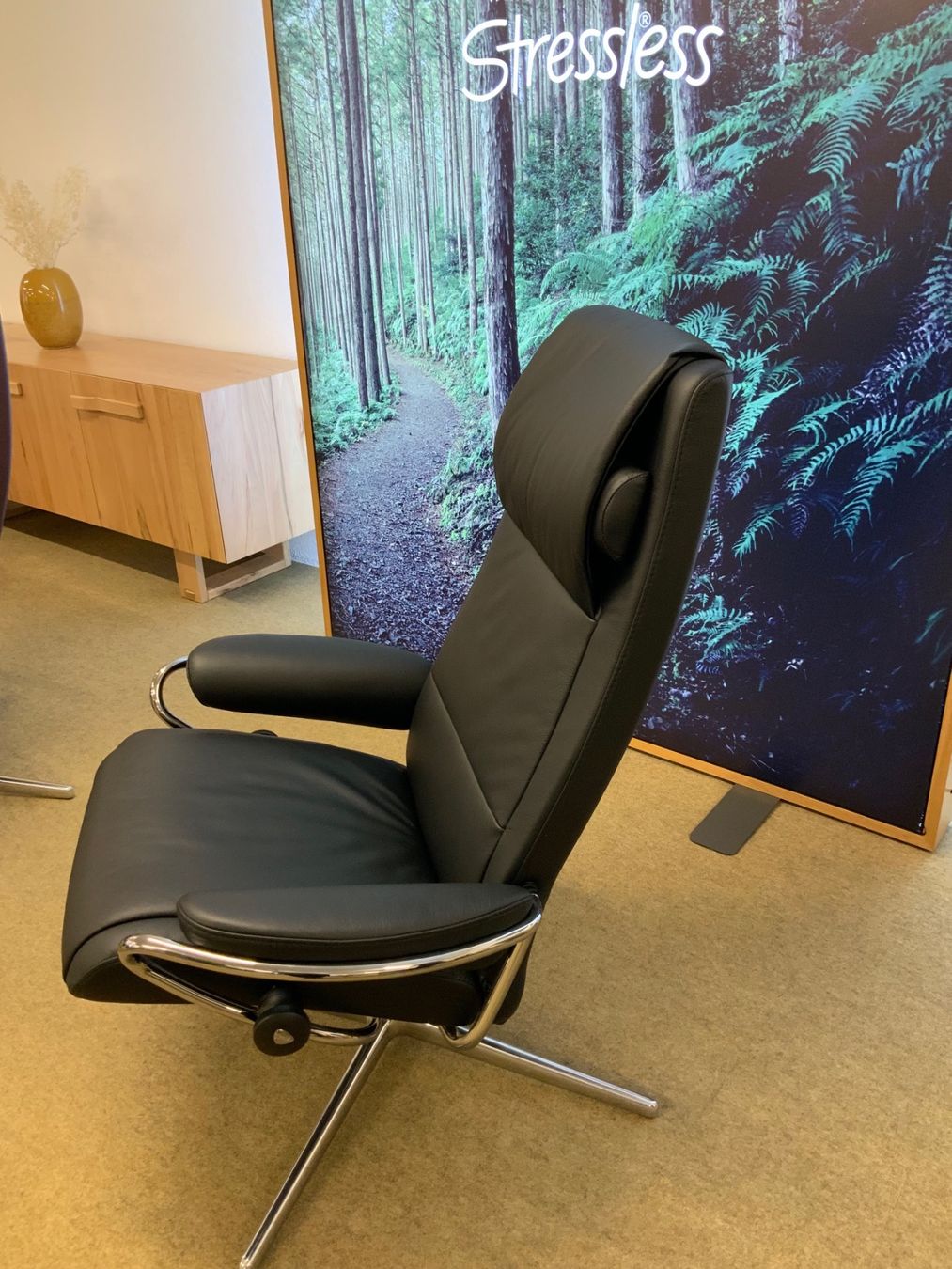 Stressless Sessel: Relaxsessel Paris, Stressless – Neu (gemäss Beschreibung) aus Disentis/Mustér von inf_2hbd 1